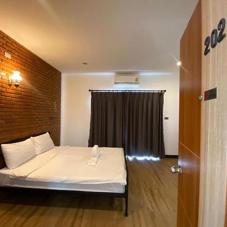 The Connect Chiang Mai Hotel Bagian luar foto